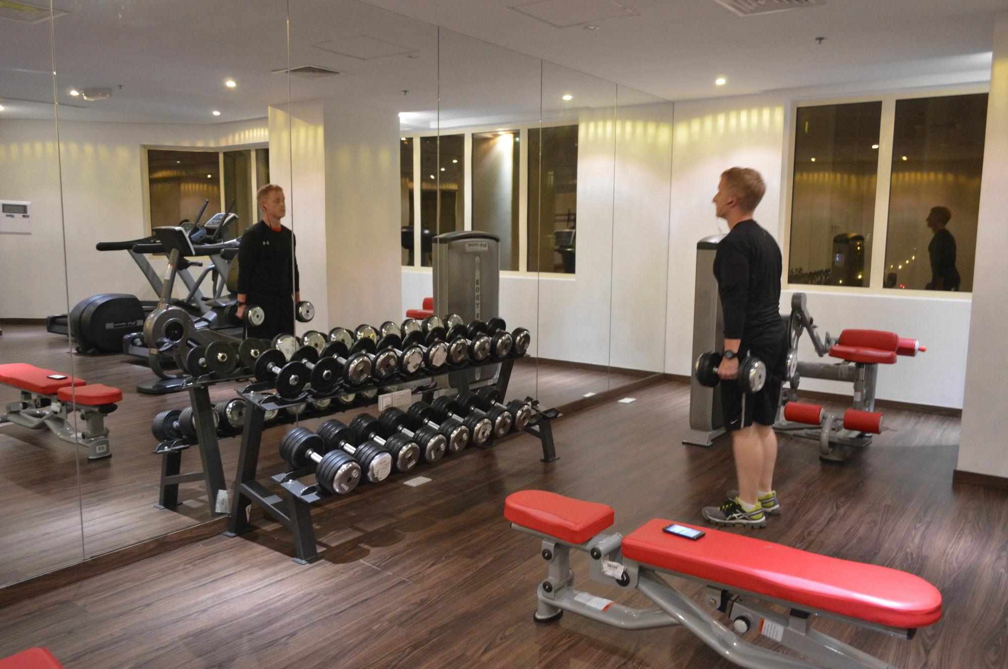 President Heights Aparthotel Manama Ngoại thất bức ảnh